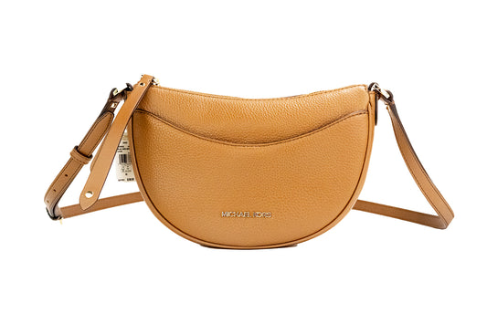 Borsa a tracolla a mezzaluna in pelle martellata Dover di Michael Kors, piccola