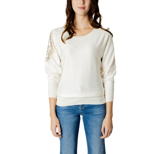 Tops y camisetas de viscosa blanca Guess