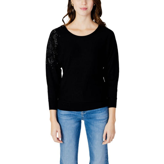 Tops y camisetas de viscosa negra Guess