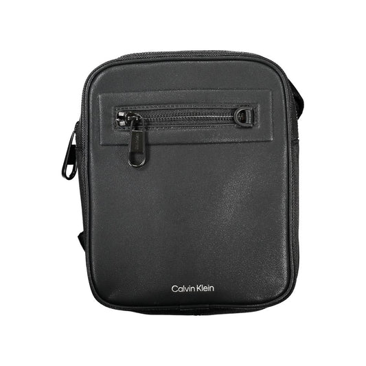 Bolso de hombro Calvin Klein elegante en negro con detalles en contraste