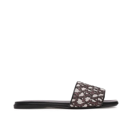 Max Mara Fridac Logo Slides