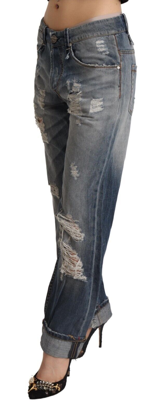 Woman wearing distressed jeans
