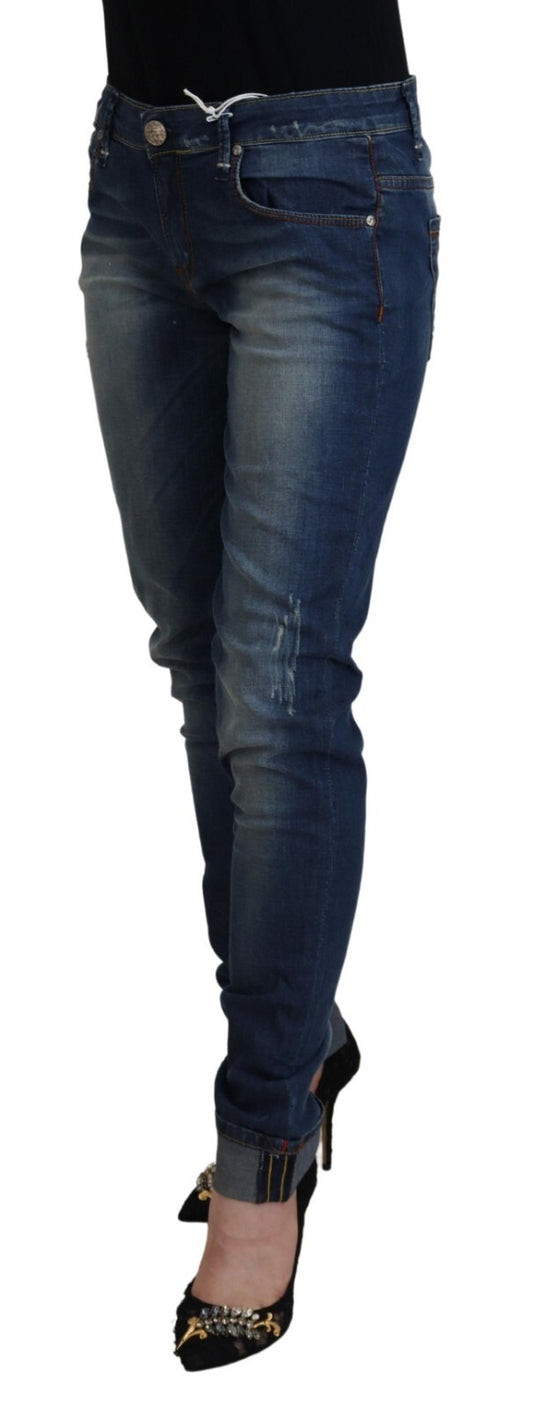 Woman wearing blue jeans