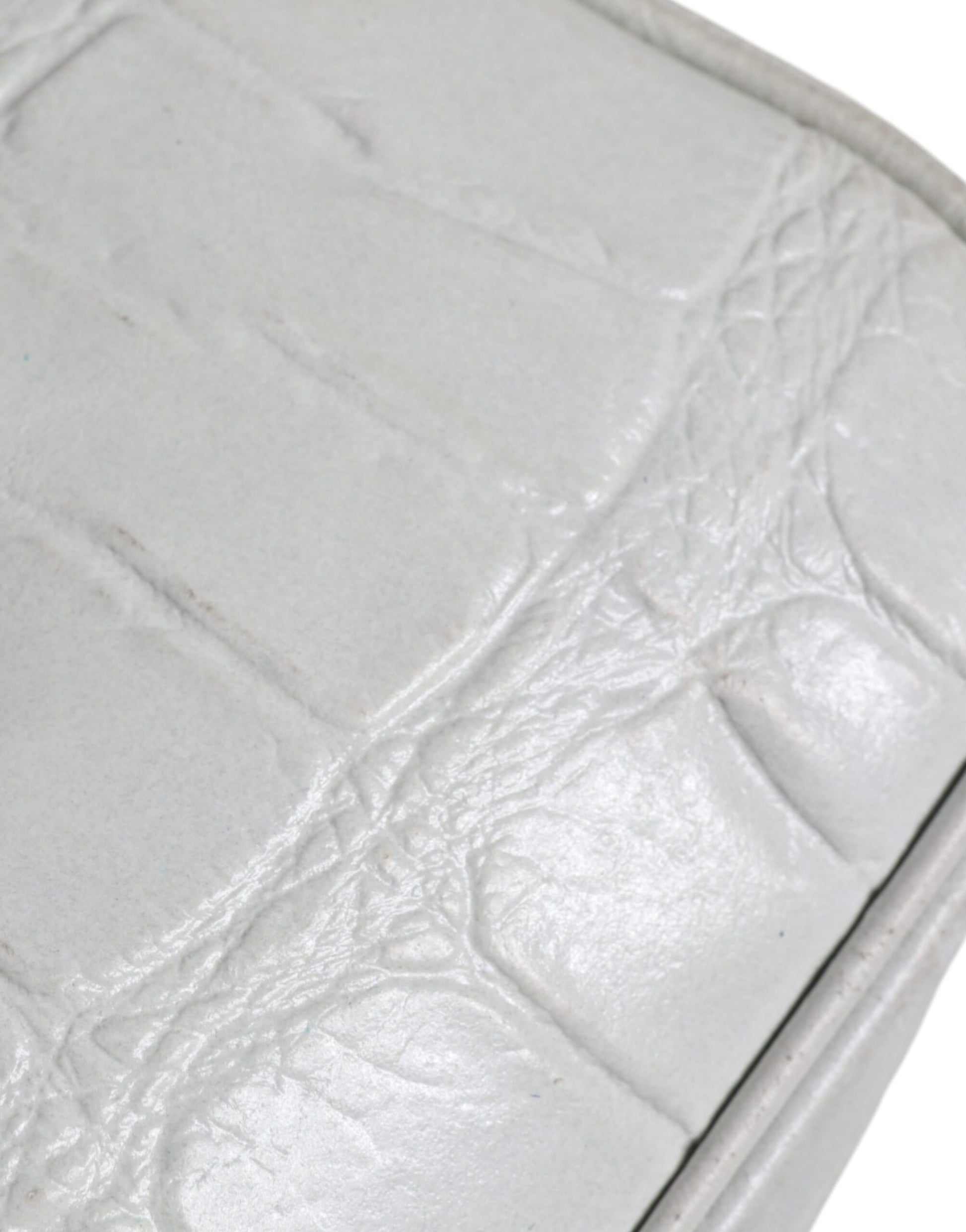 Textured leather wallet