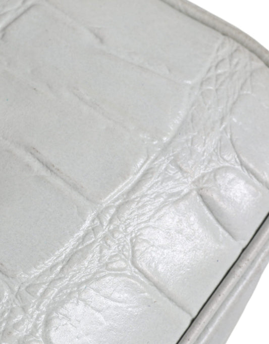 Textured leather wallet