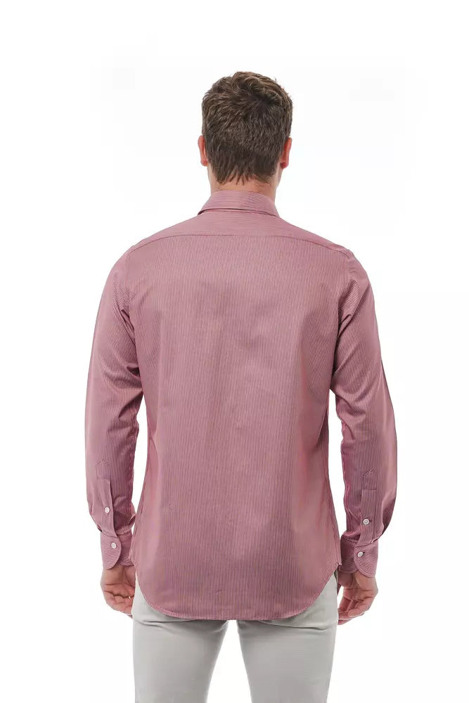 Mannequin torso in pink shirt