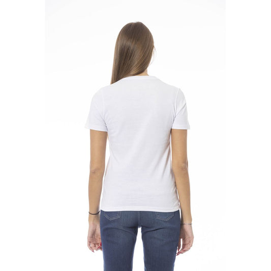 Woman wearing white t-shirt and blue jeans