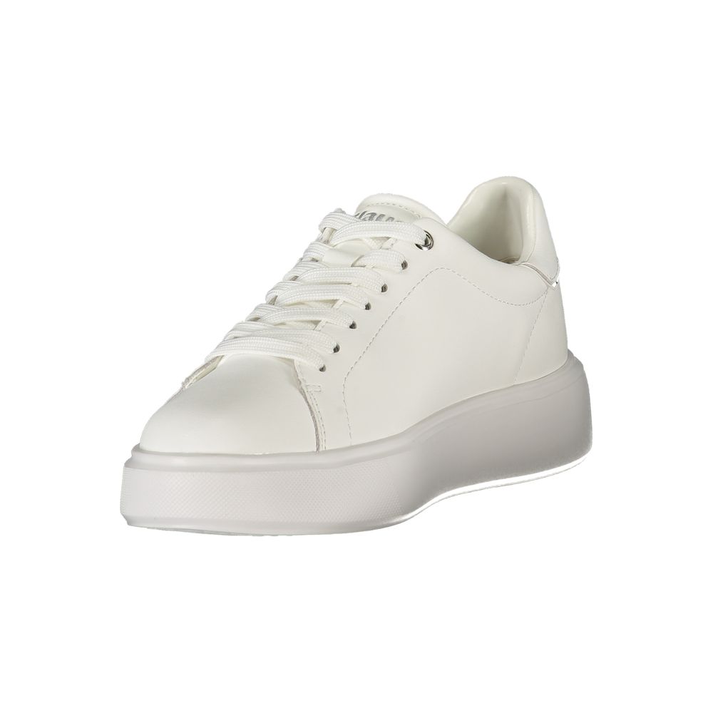 White sneaker with white laces and a low top