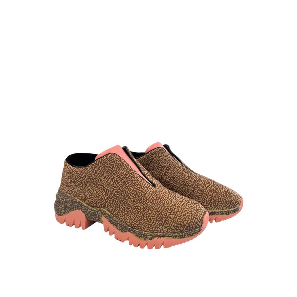 Brown leather women's sneakers with pink accents, featuring a chunky sole and lace-up front