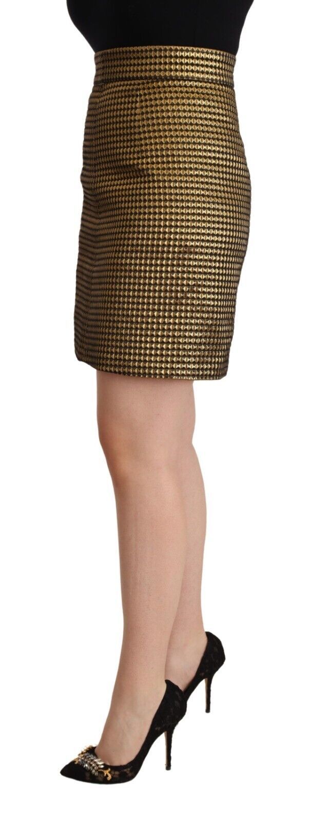 Skirt worn by a woman
