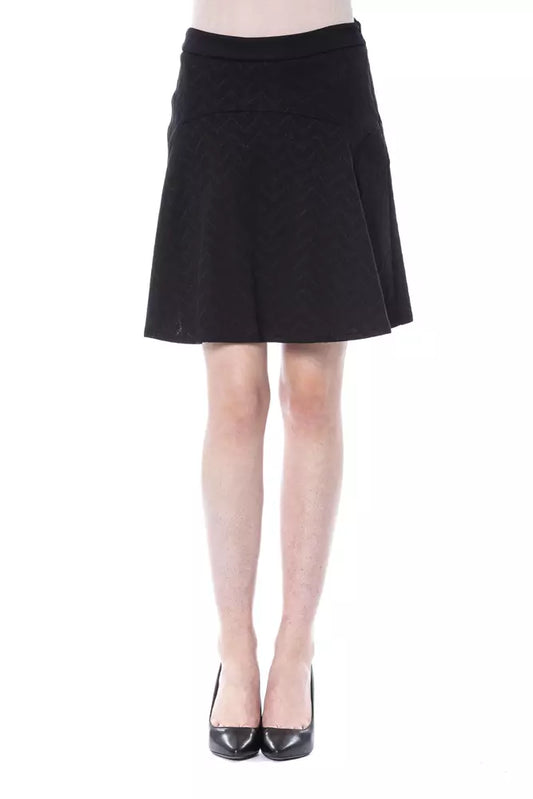 Black pleated skirt on a mannequin