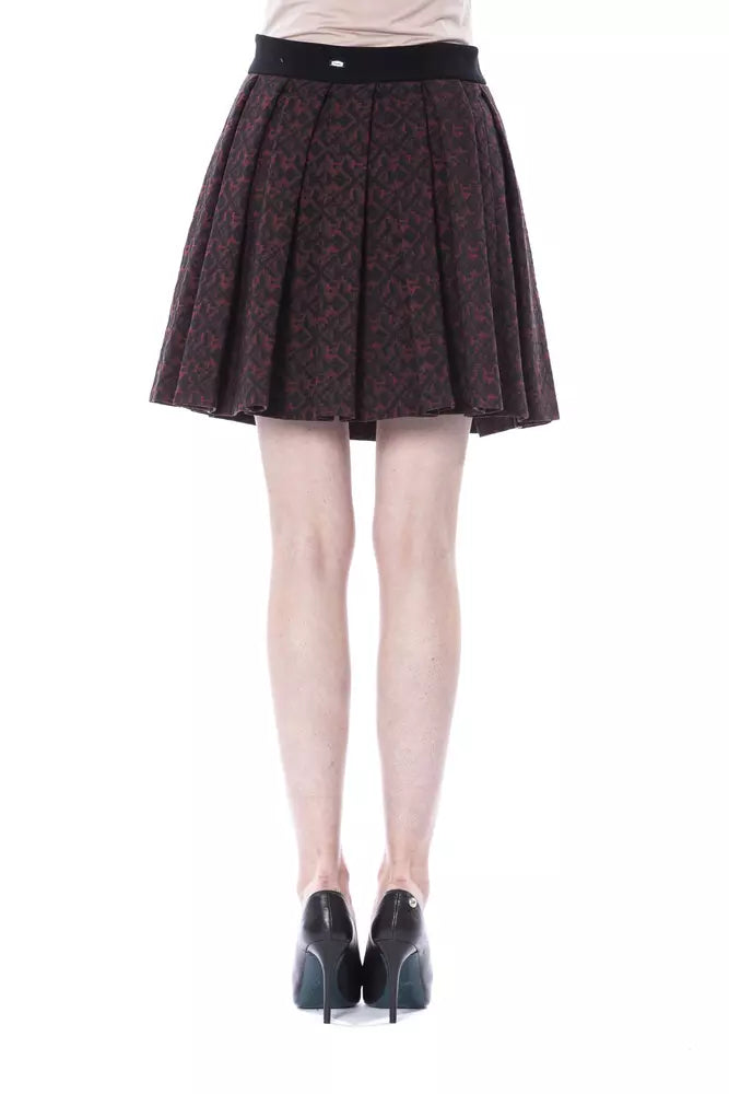 Skirt with pleats on waistband