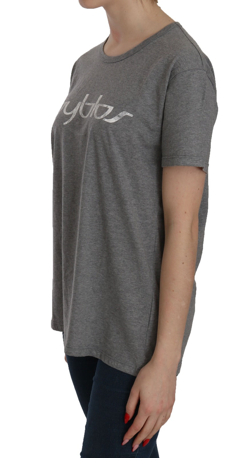 Grey short sleeve t-shirt on a mannequin