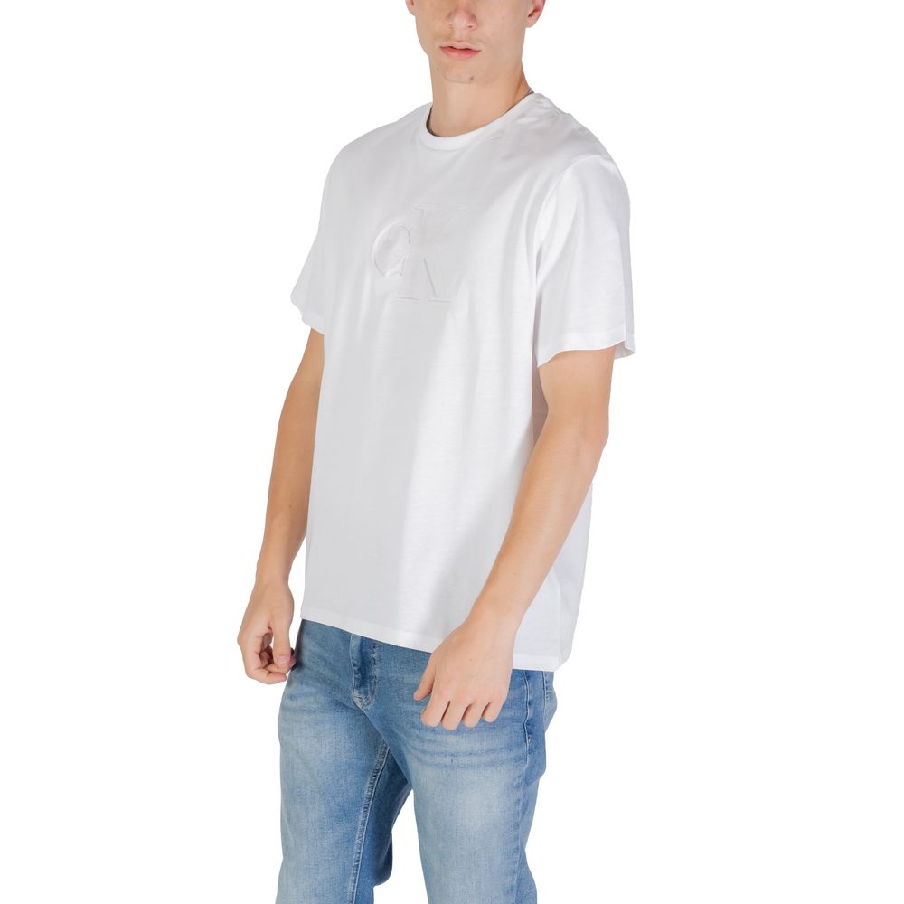 White t-shirt with graphic on front