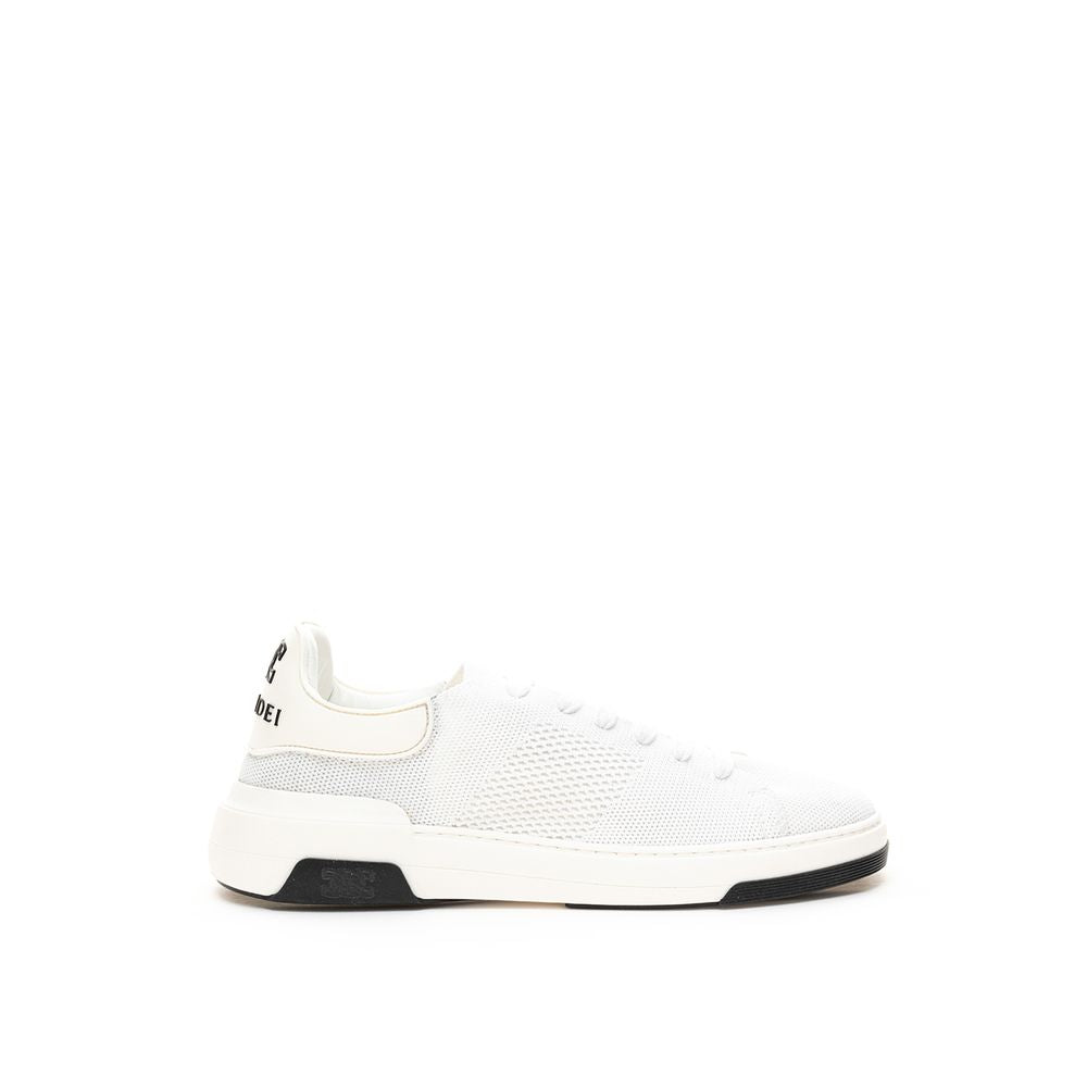 White sneaker with black laces and sole