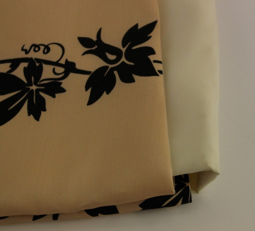 Decorative fabric with floral pattern