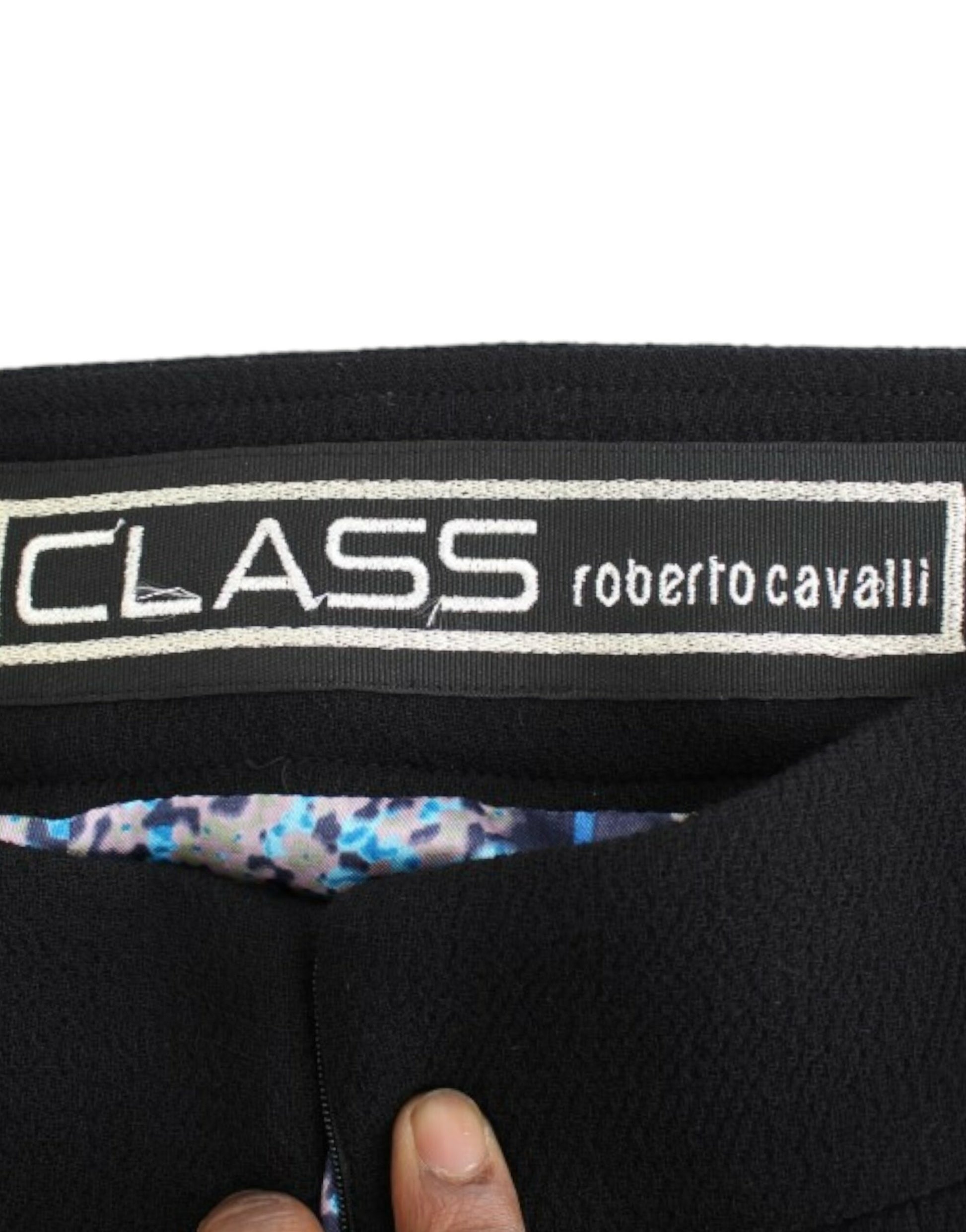 Black waistband with white lettering