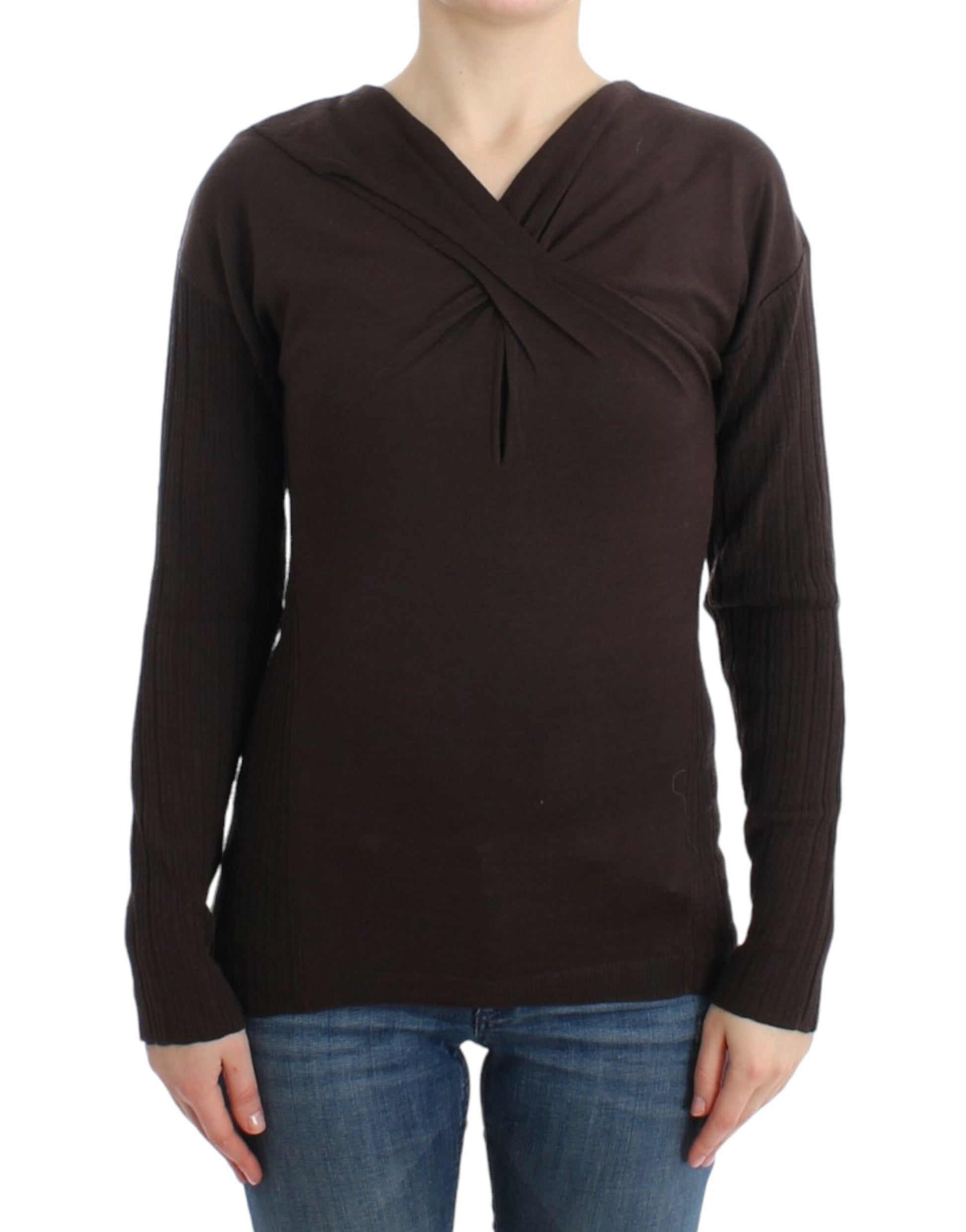 Long sleeve brown sweater with a knot at the waist