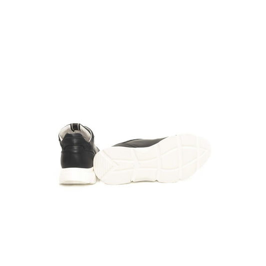 Black and white sneaker with blue cow leather upper