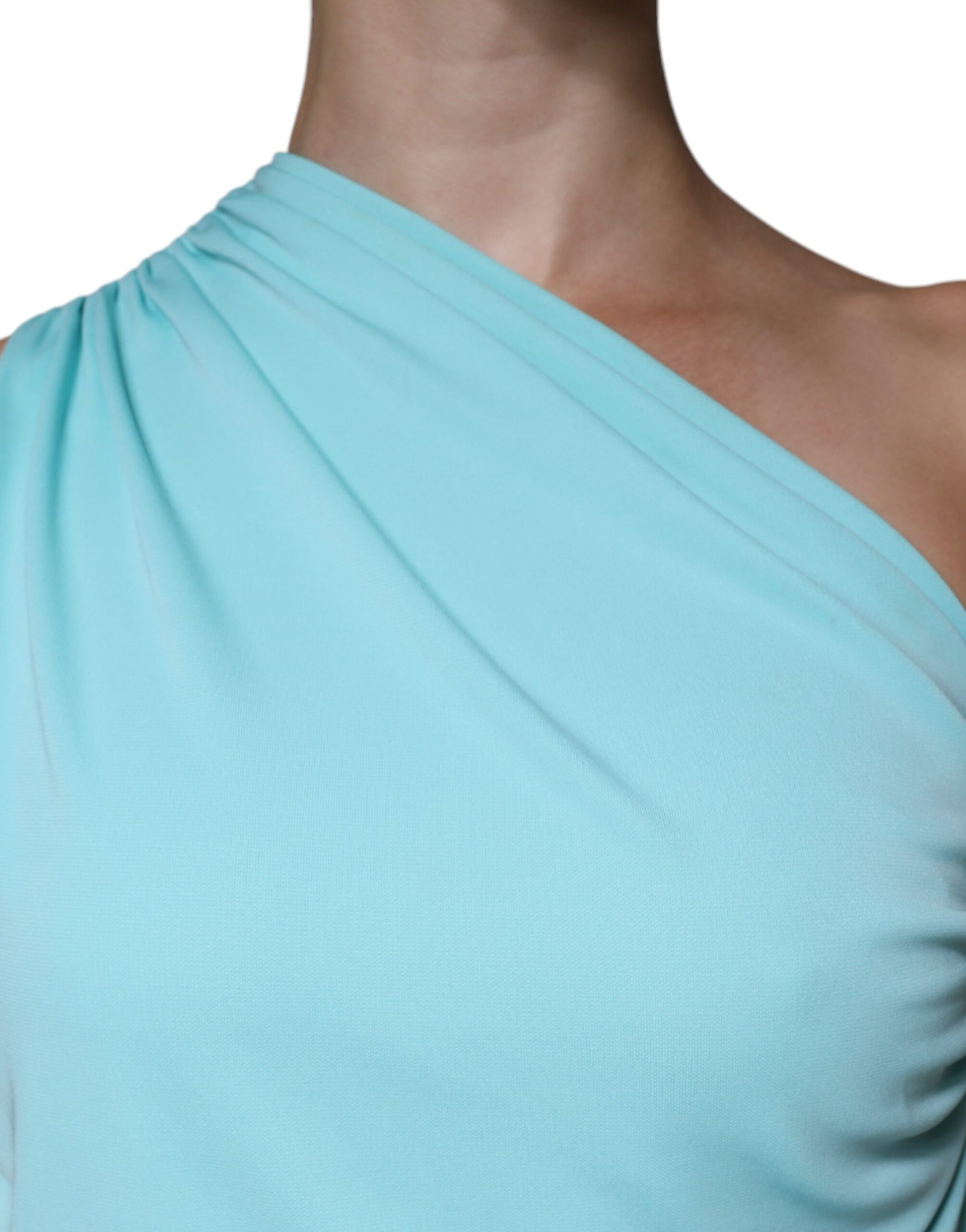 Woman wearing a light blue strapless dress
