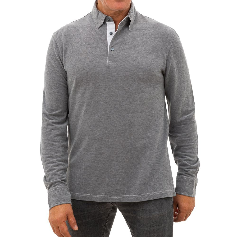 Man wearing gray sweatshirt