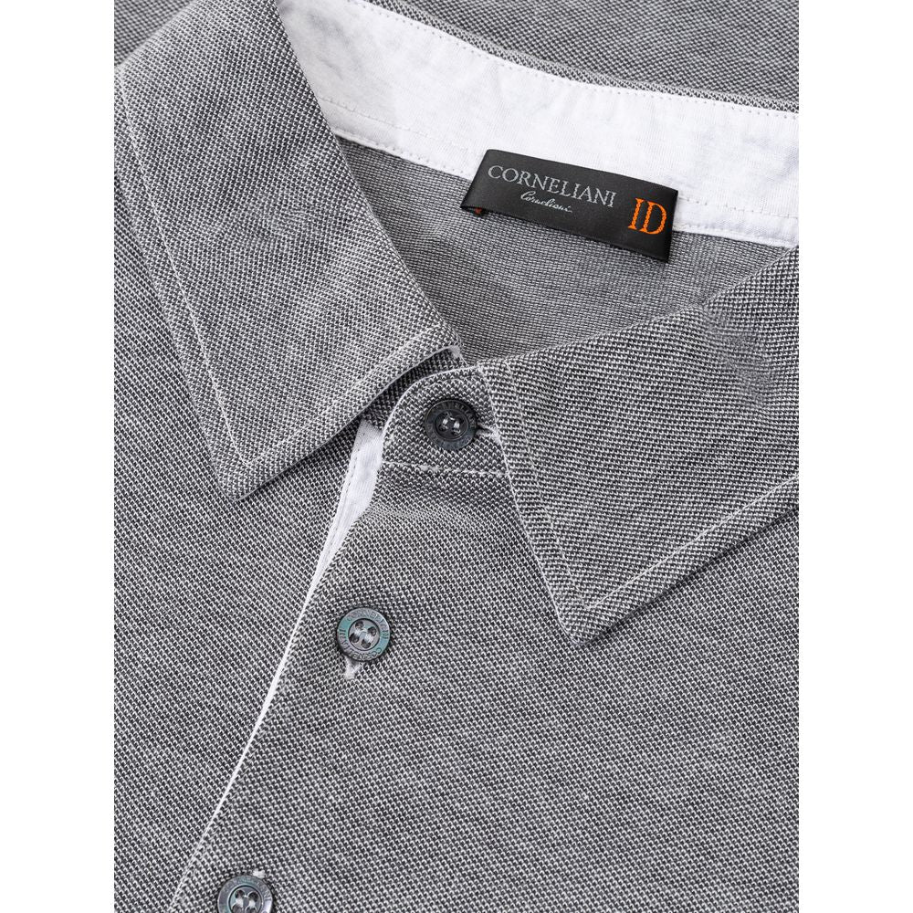 Men's button up shirt with collar
