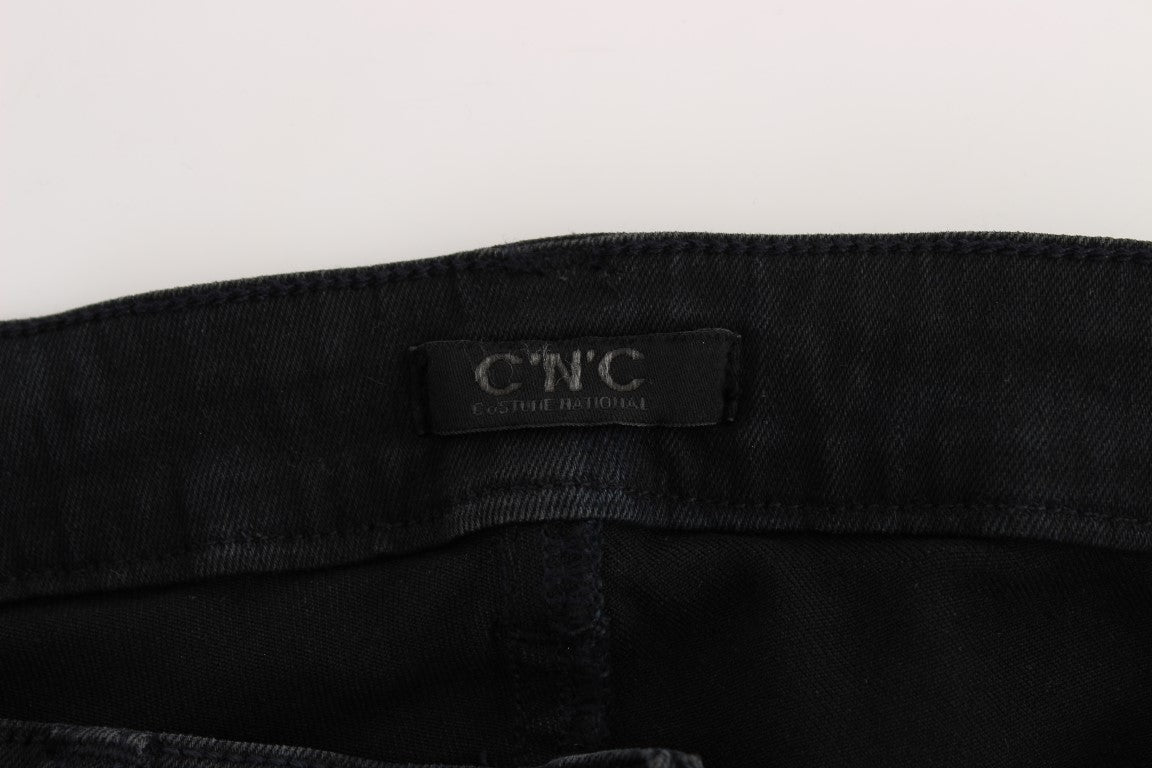 Black waistband with white label