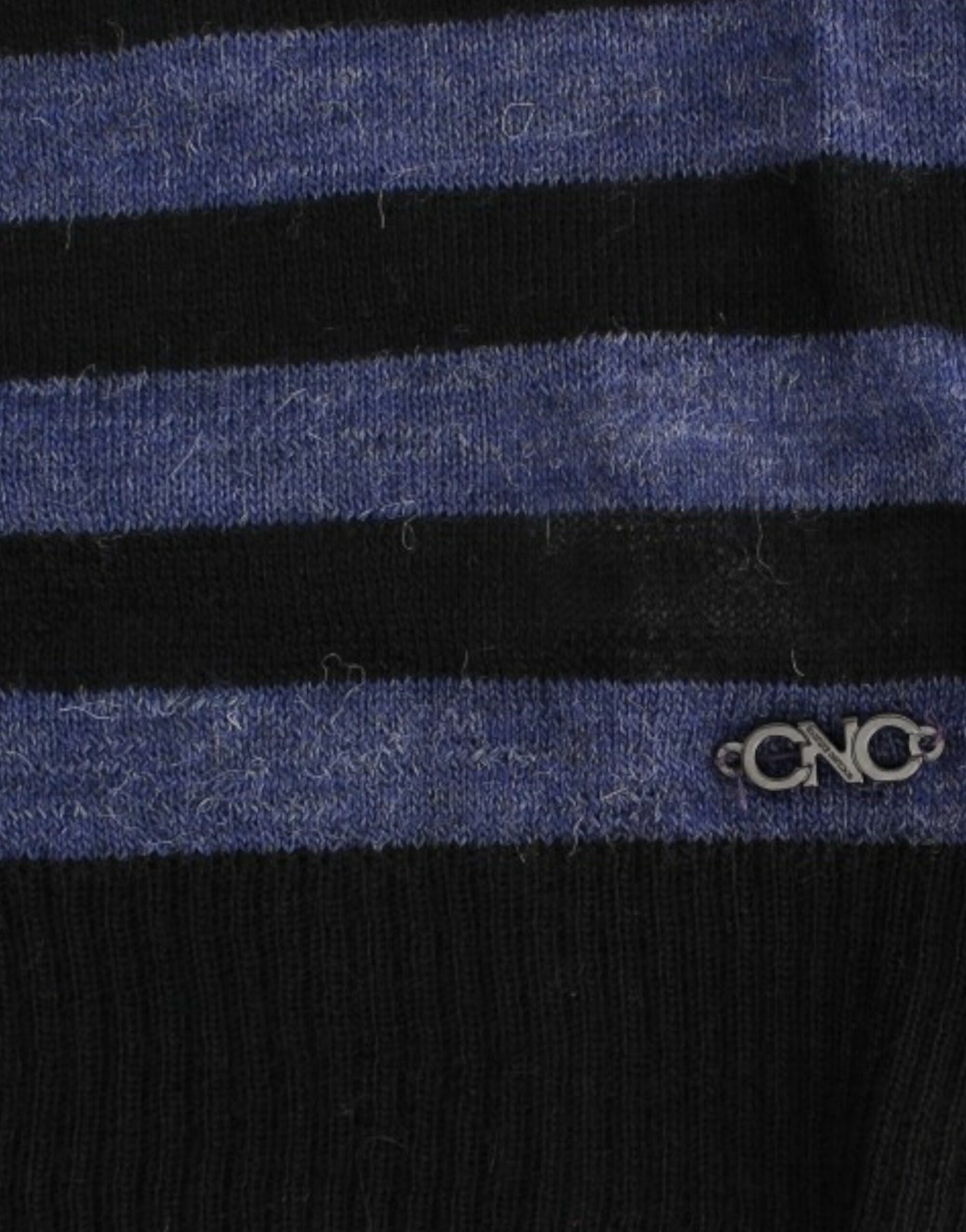 Blue striped sock with logo on heel