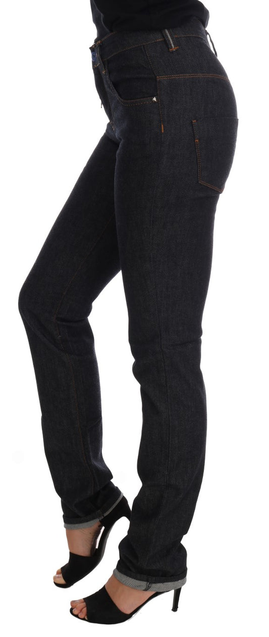 Woman wearing blue jeans