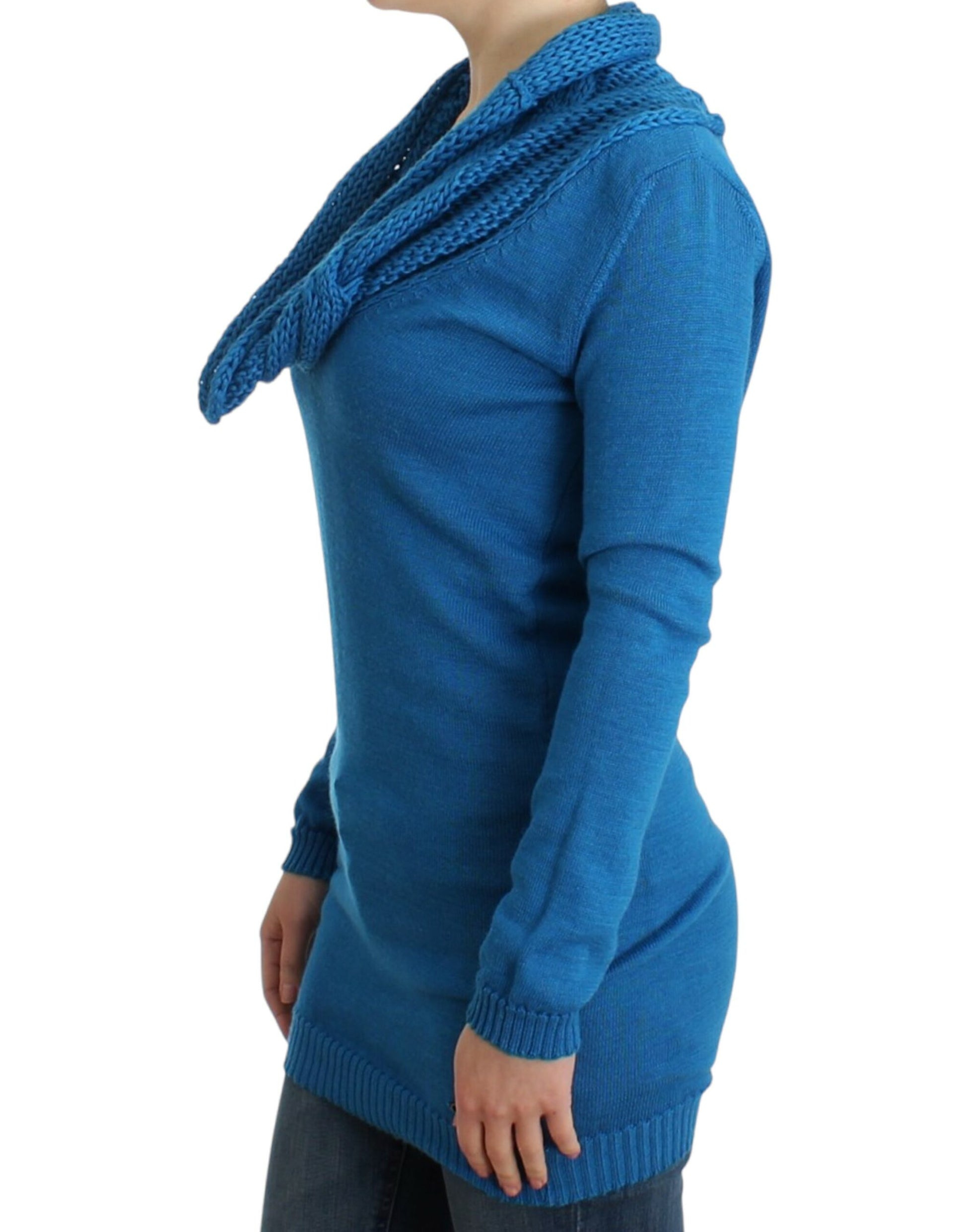 Blue long sleeve sweater on woman