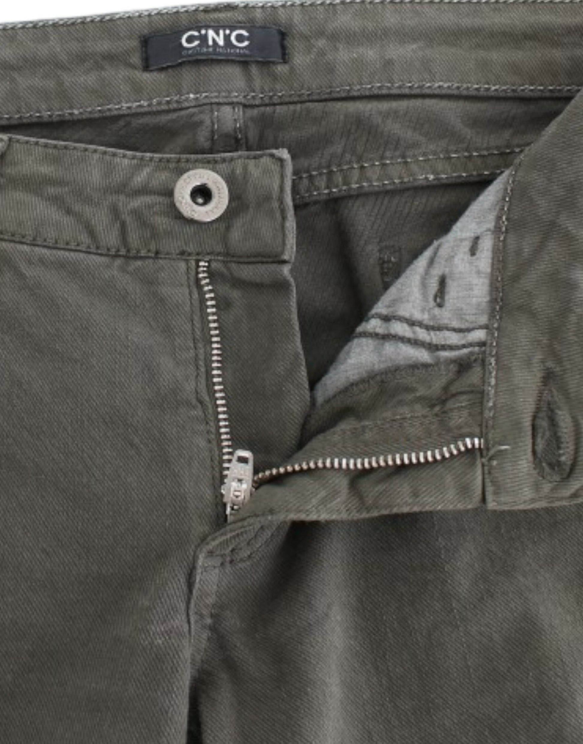 Pair of cargo pants with zippered pockets and a zippered fly