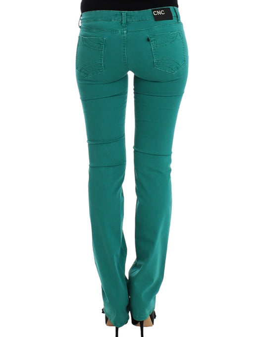 Pair of women's jeans with high waist and skinny fit
