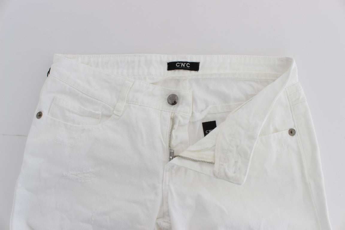 White denim jeans with button closure