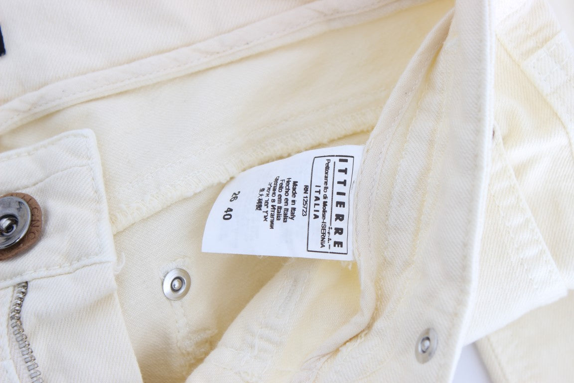 Yellow shirt with buttoned front