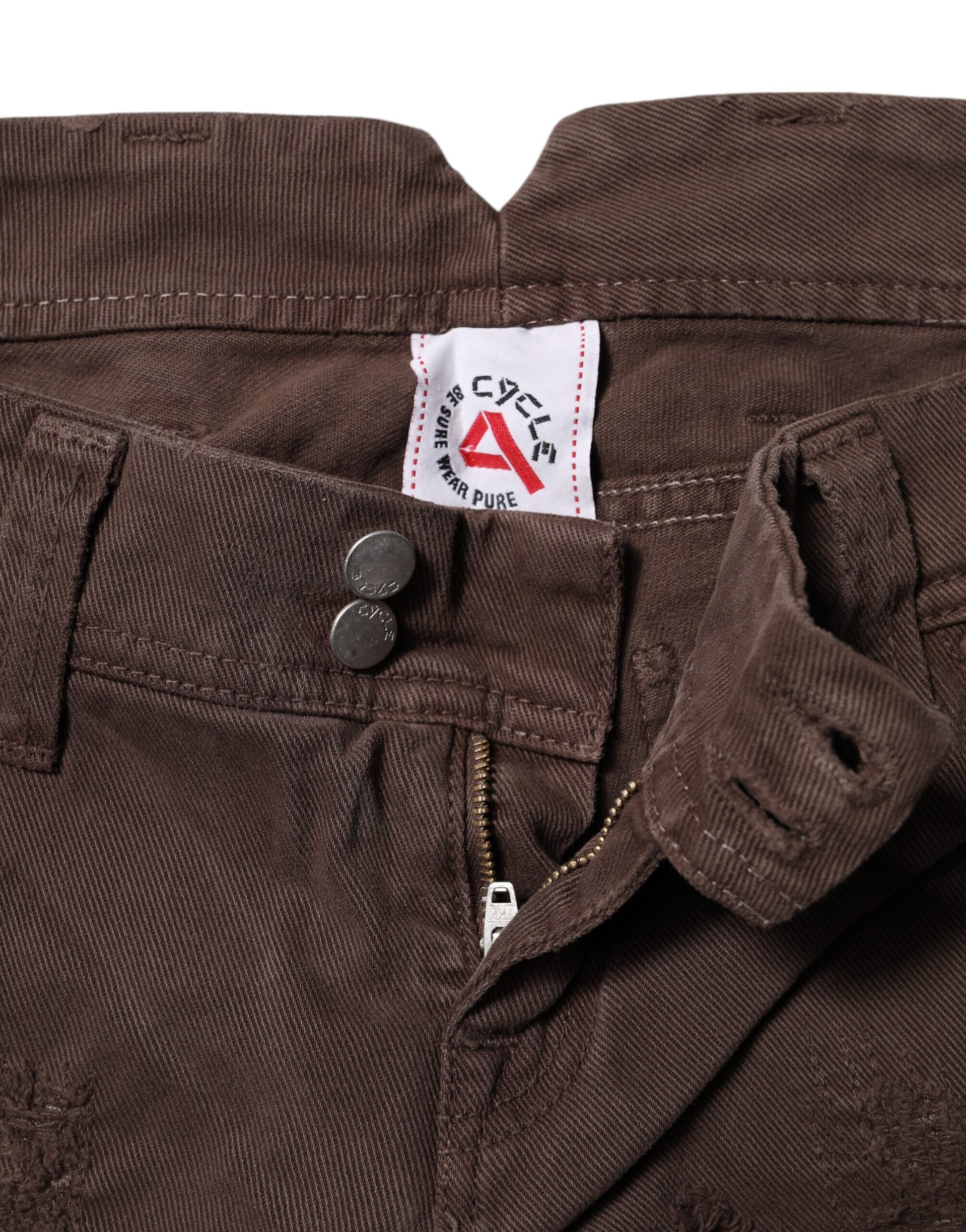 Brown denim jeans with button closure