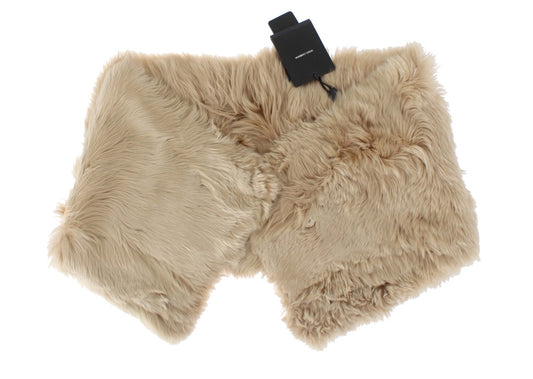 Furry shorts in brown color
