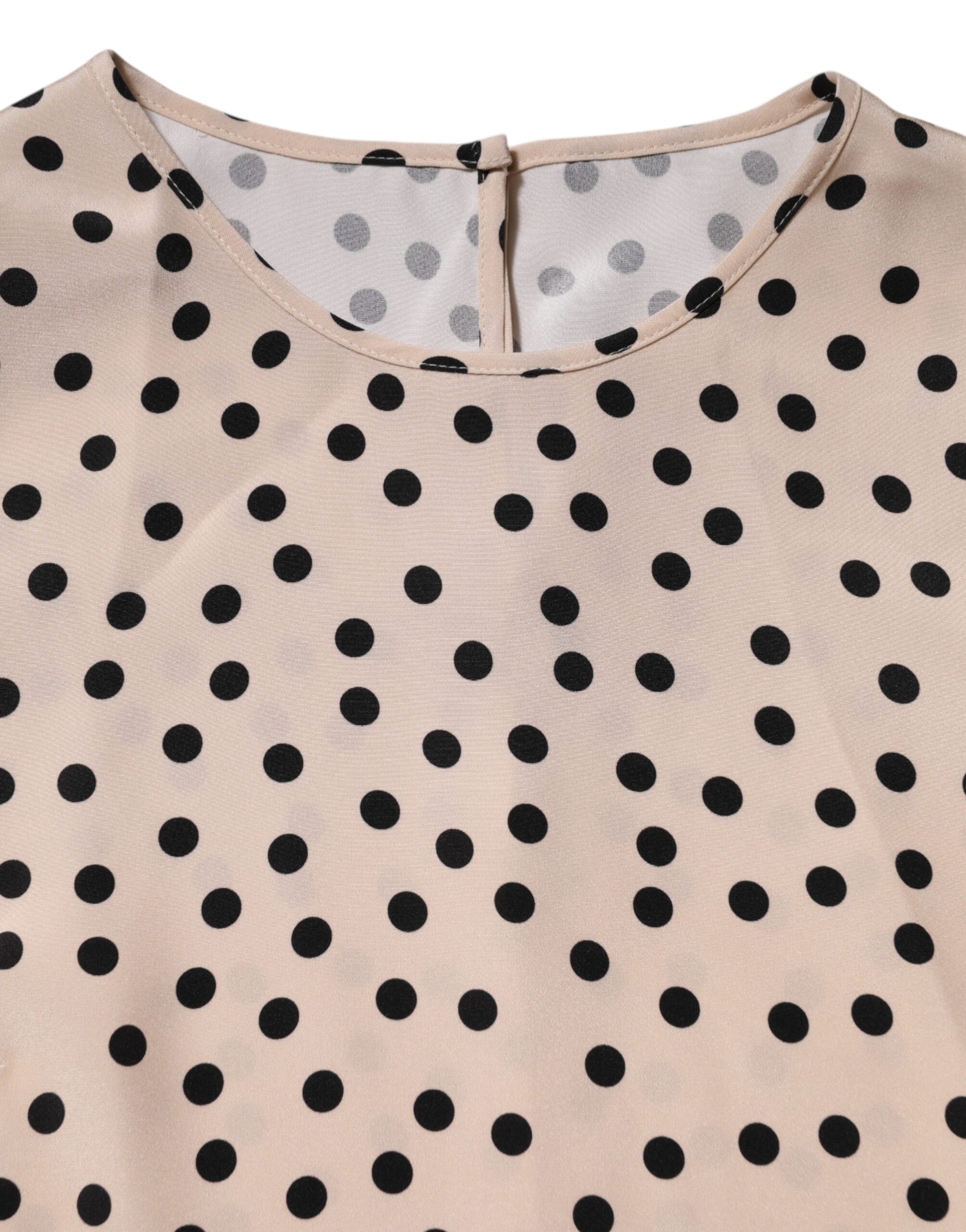 Polka dot blouse with long sleeves
