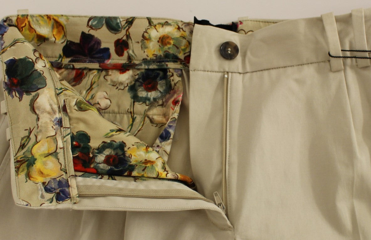 Floral patterned skirt with a high waist and button closure
