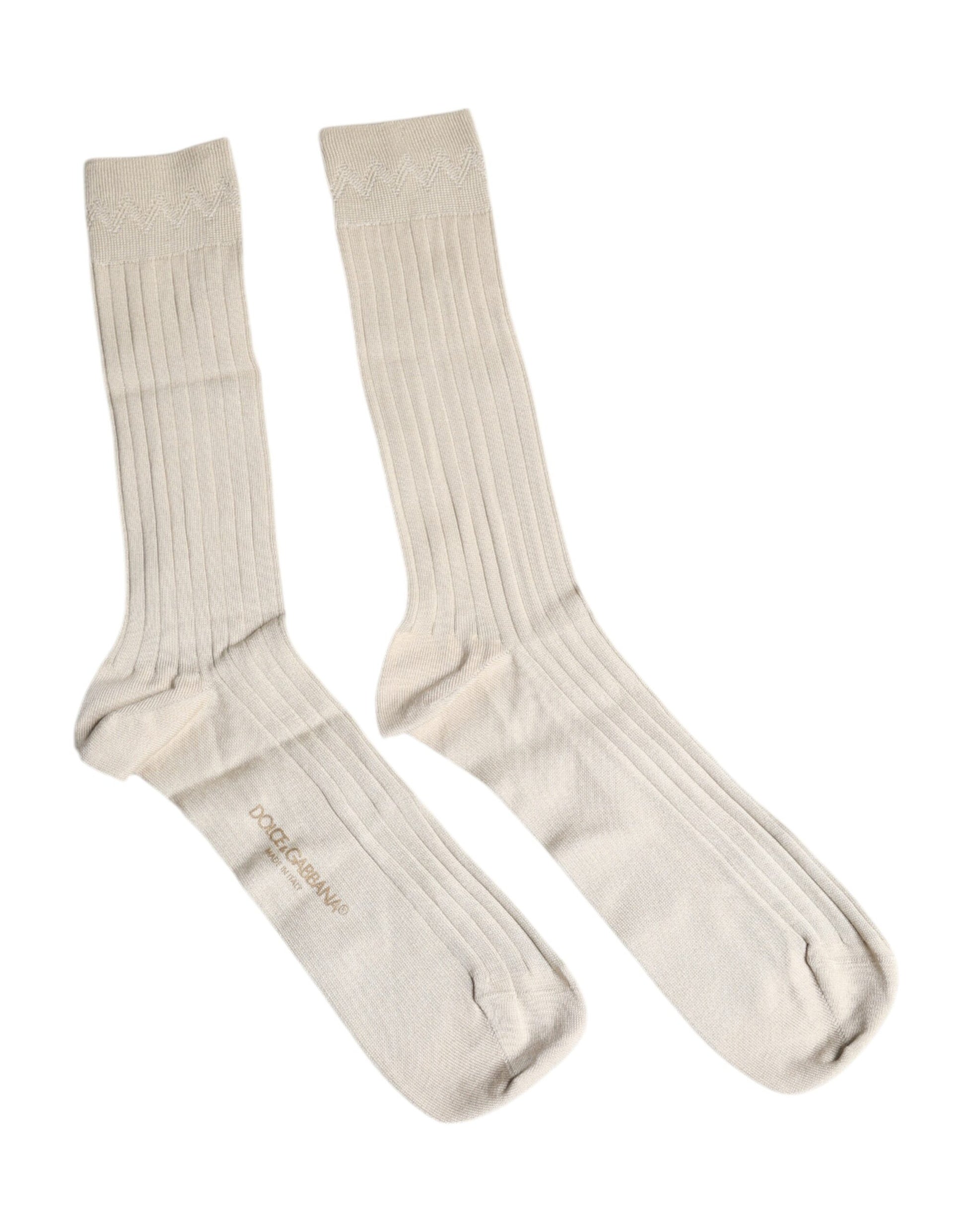 Two pairs of white socks