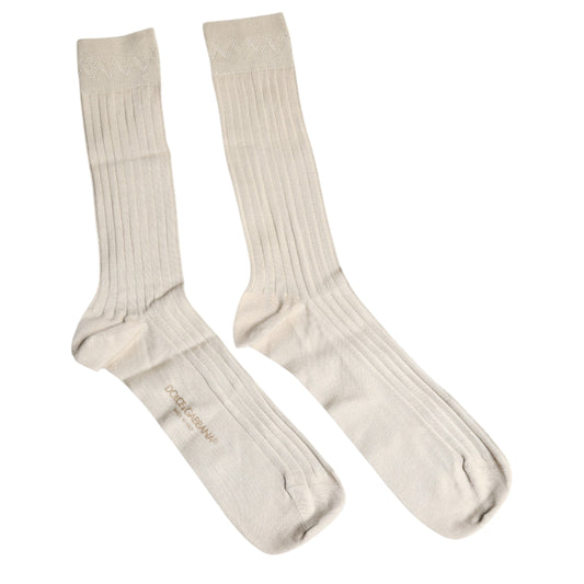 Two pairs of white socks