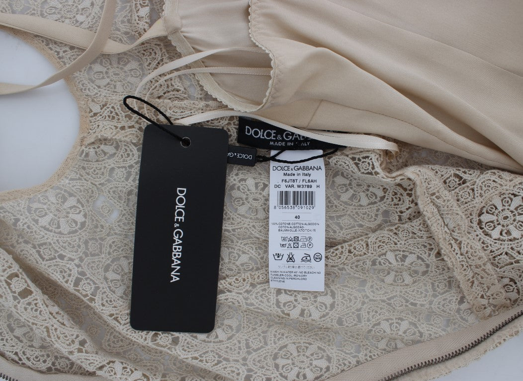 Lace bra with tag