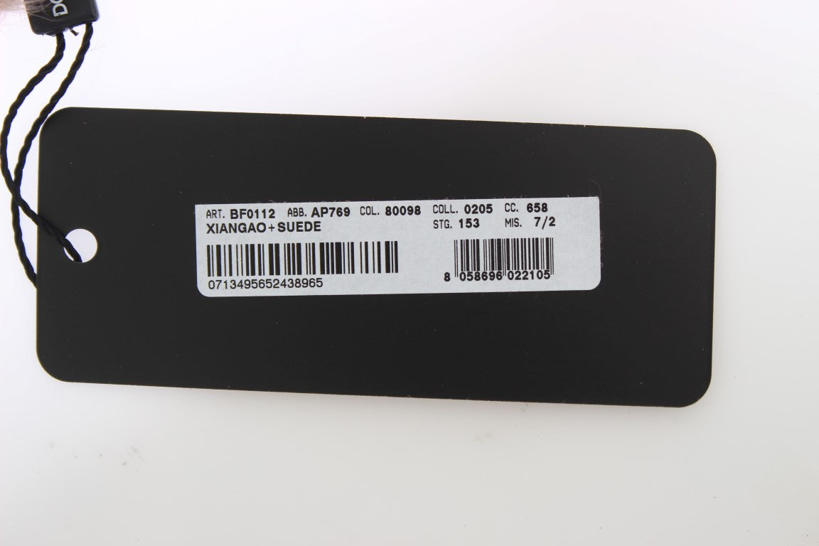 Black tag with white barcode and numbers