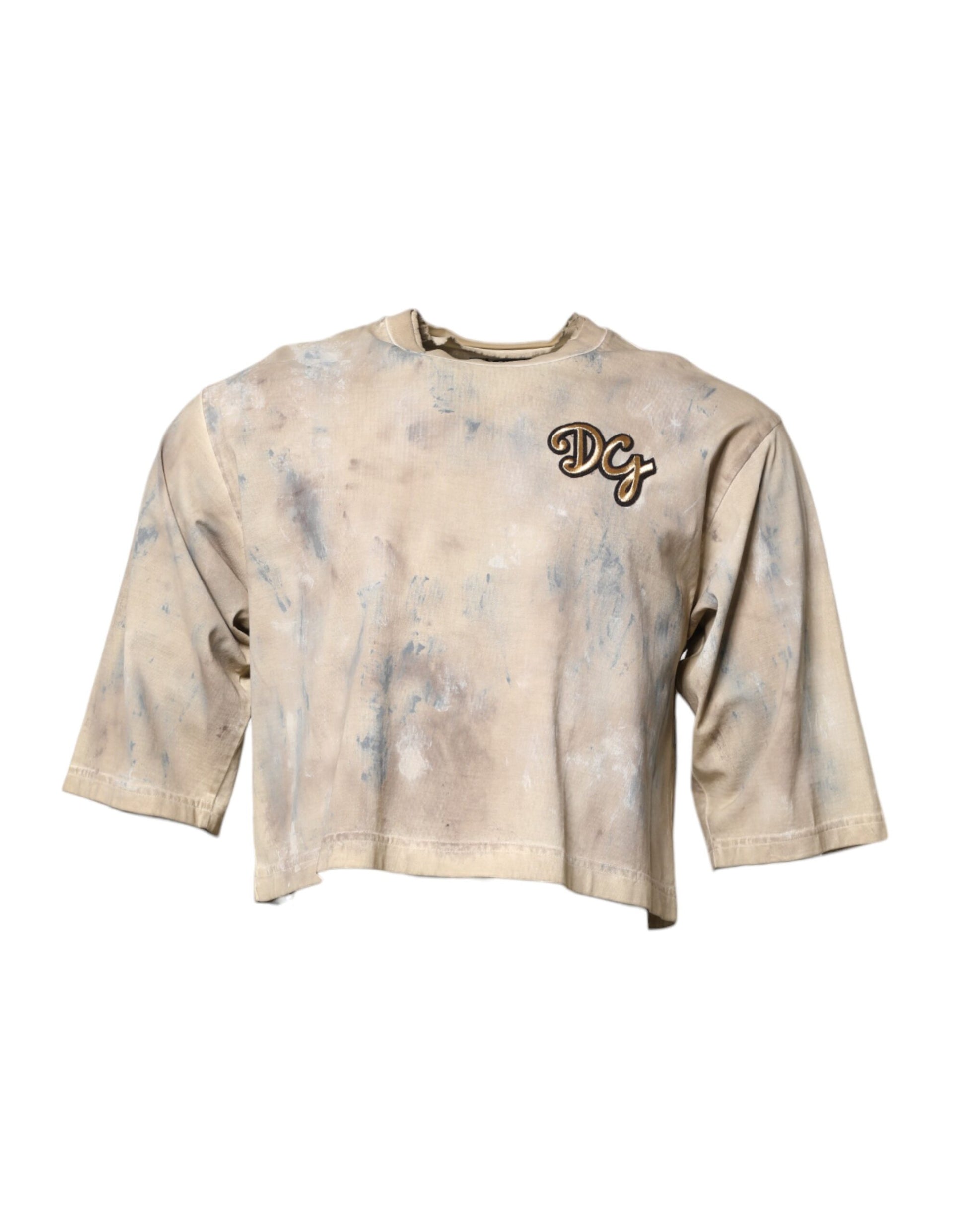 Dirty white t-shirt with distressed design