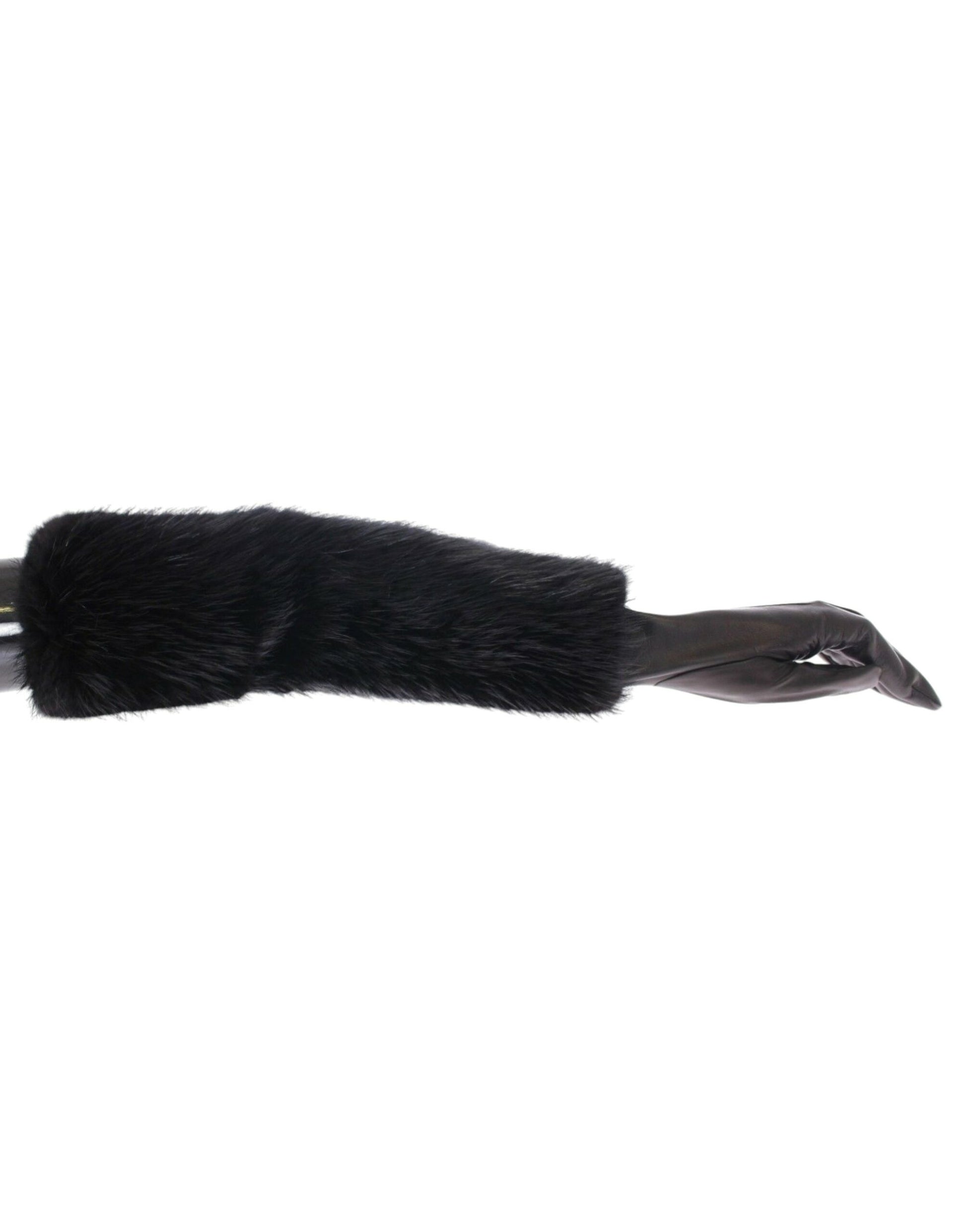 Fur trim on a garment