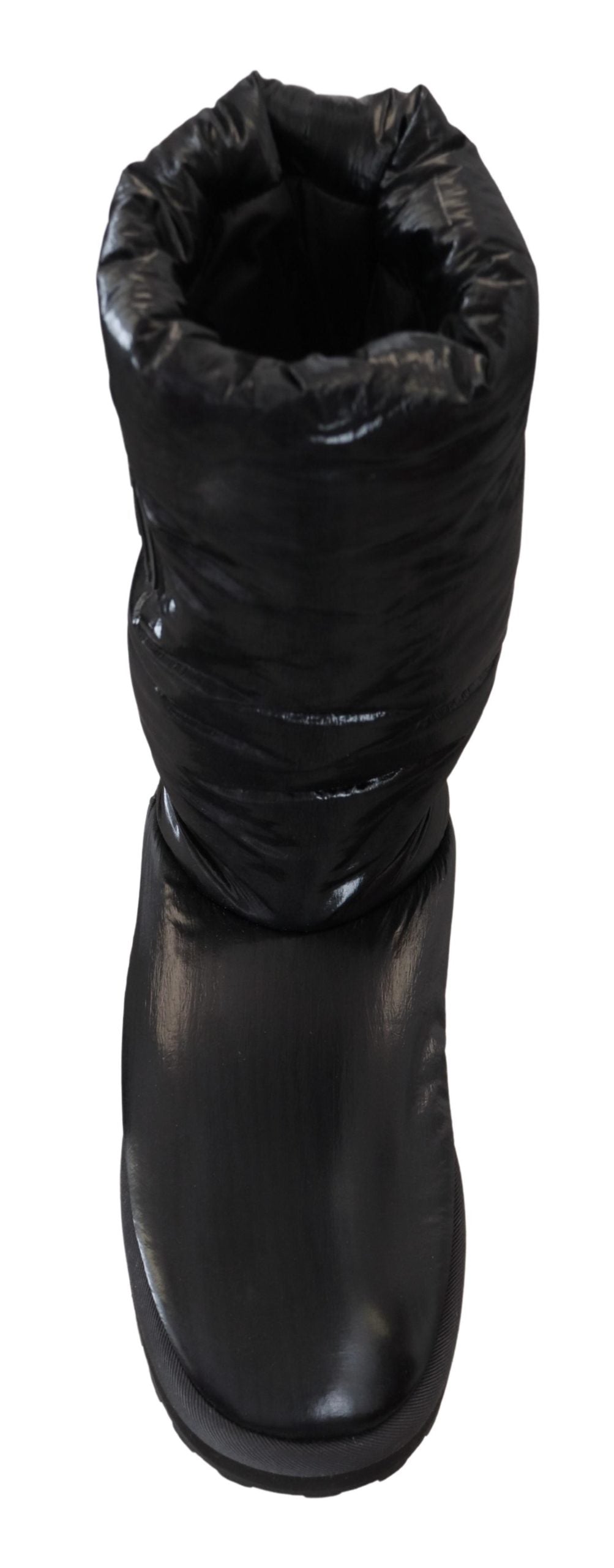 Black boot with a round toe and a zipper on the front