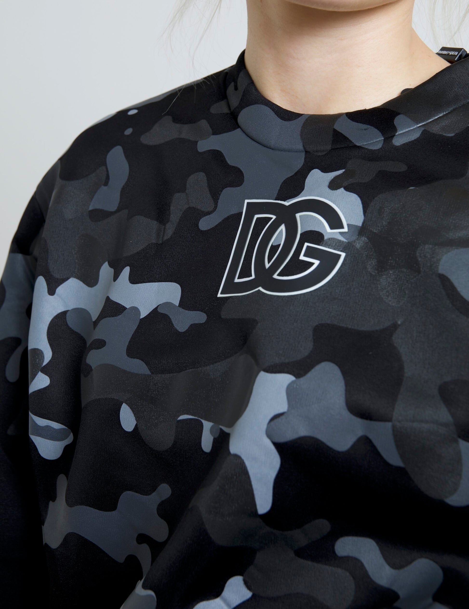 Camouflage sweatshirt with logo on front