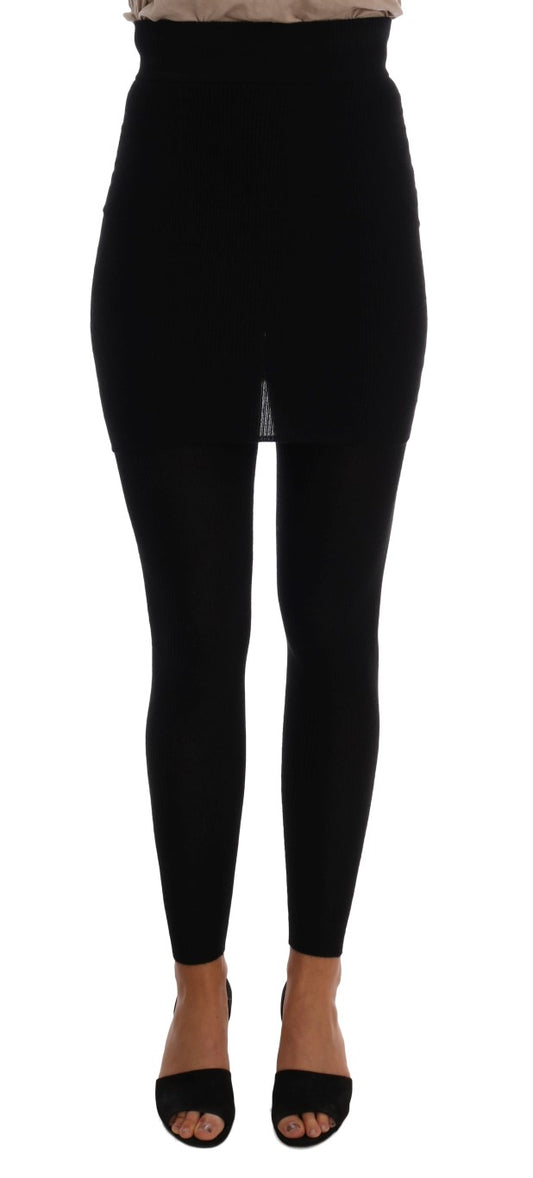 Black leggings with high waist and black heels