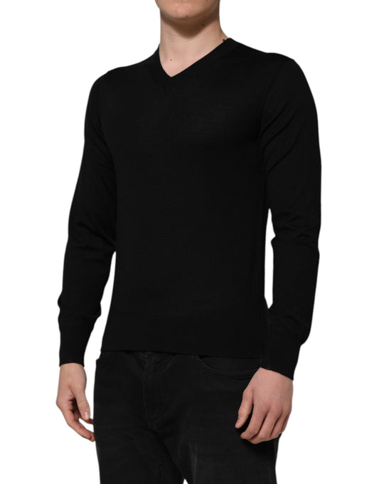 Black long sleeve sweater on mannequin