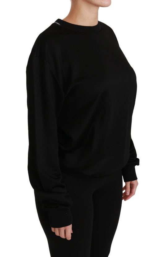Long sleeve black shirt on woman
