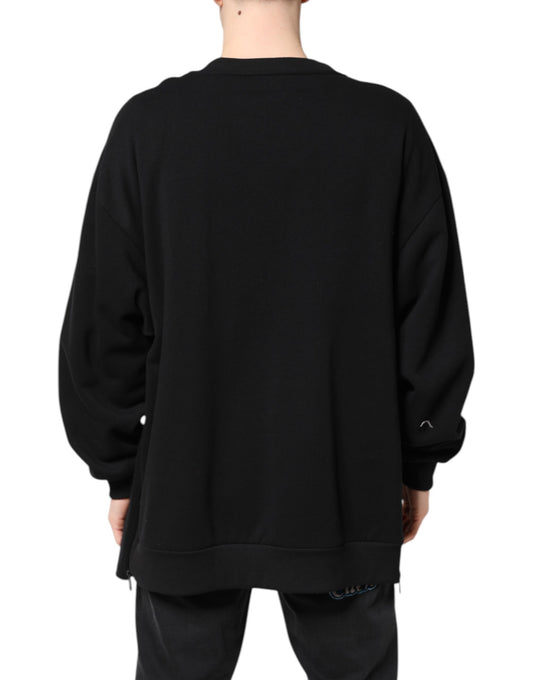Black long sleeve sweatshirt with horizontal stripes on back